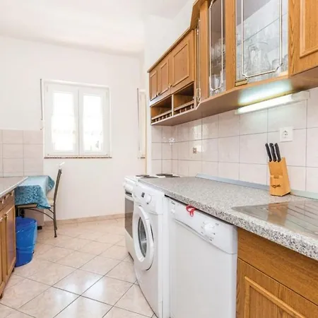 Apartment In With Terrace, Air Conditioning, W-lan, Washing Machine 4386-2