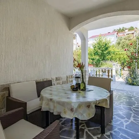 Apartment In With Terrace, Air Conditioning, W-lan, Washing Machine 4386-2 *