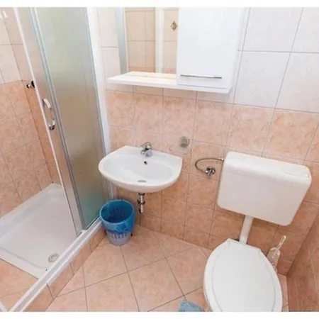 In With Terrace, Air Conditioning, W-lan, Washing Machine 4386-2 Apartment Palit