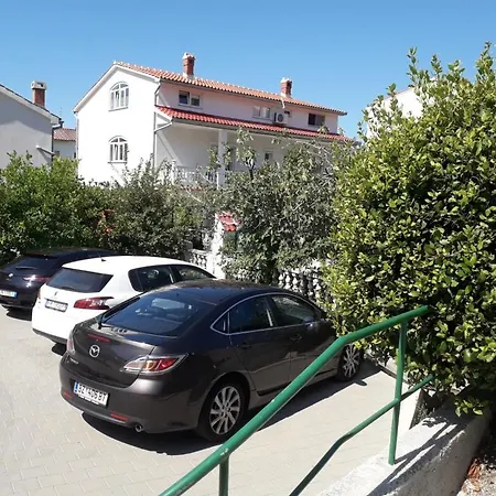 In With Terrace, Air Conditioning, W-lan, Washing Machine 4386-2 Apartment *